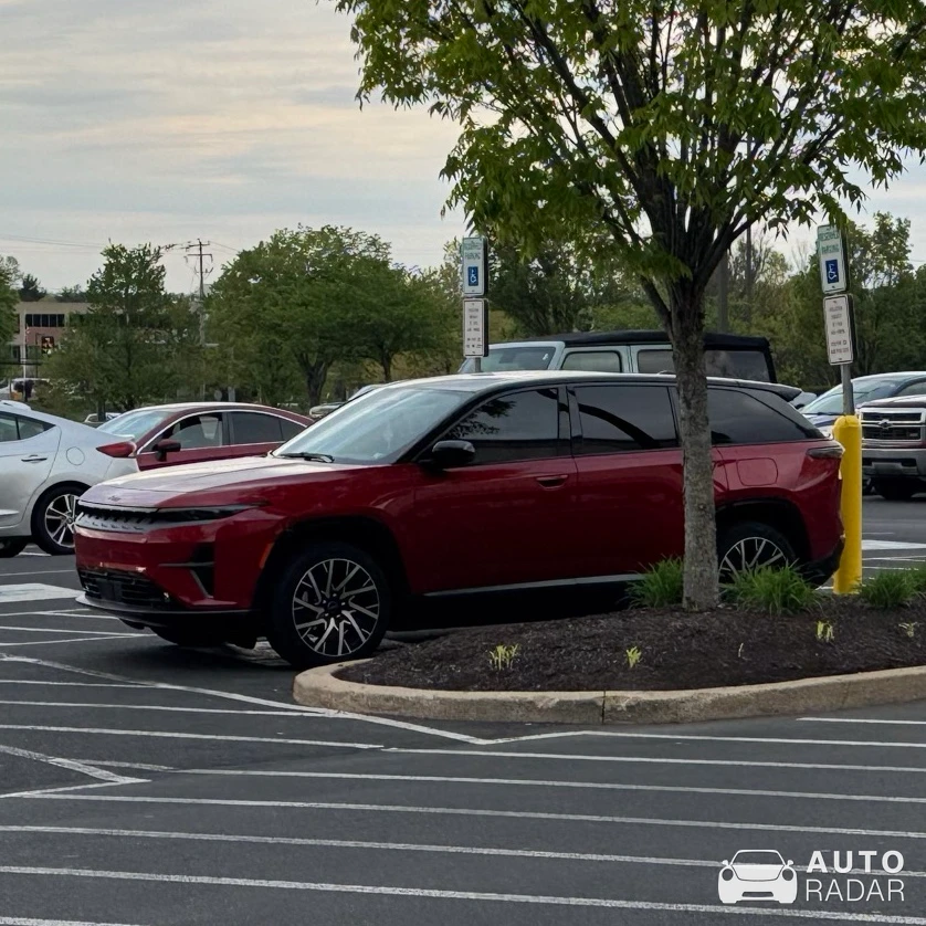 Jeep Wagoneer S spotted in Jamison