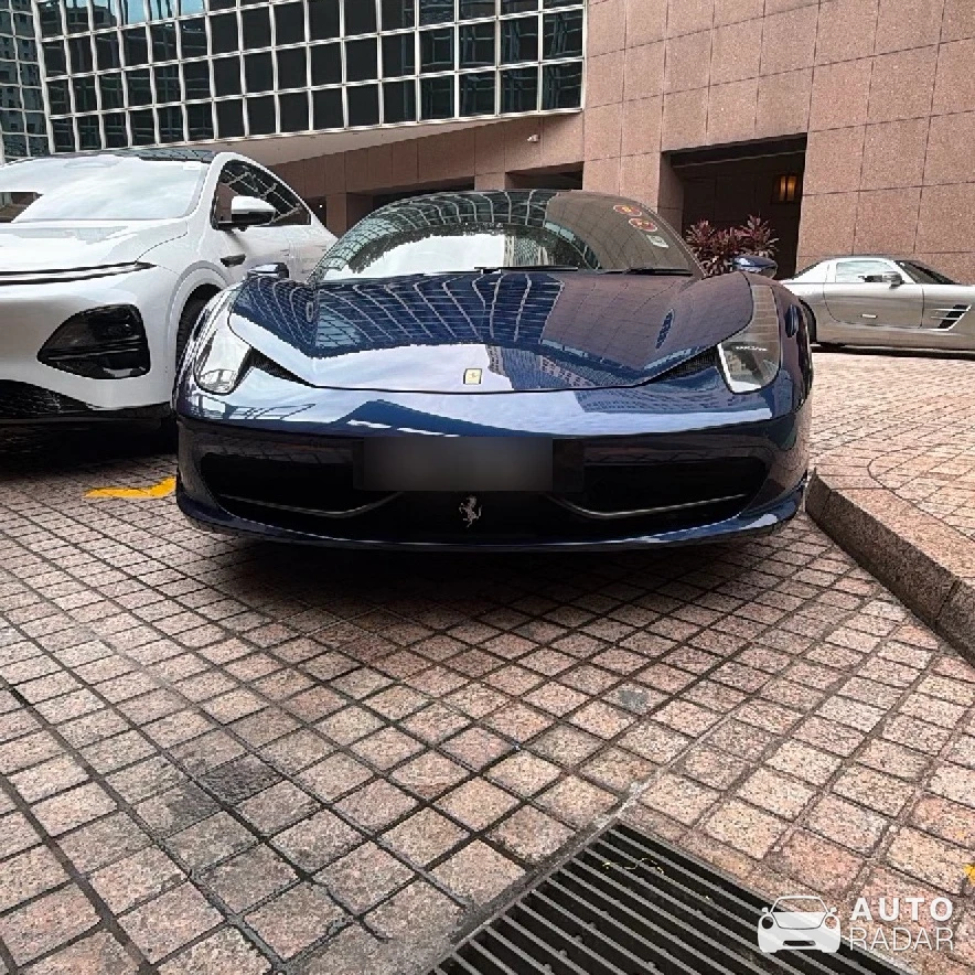 Ferrari 458 Italia spotted in Singapore, Singapore