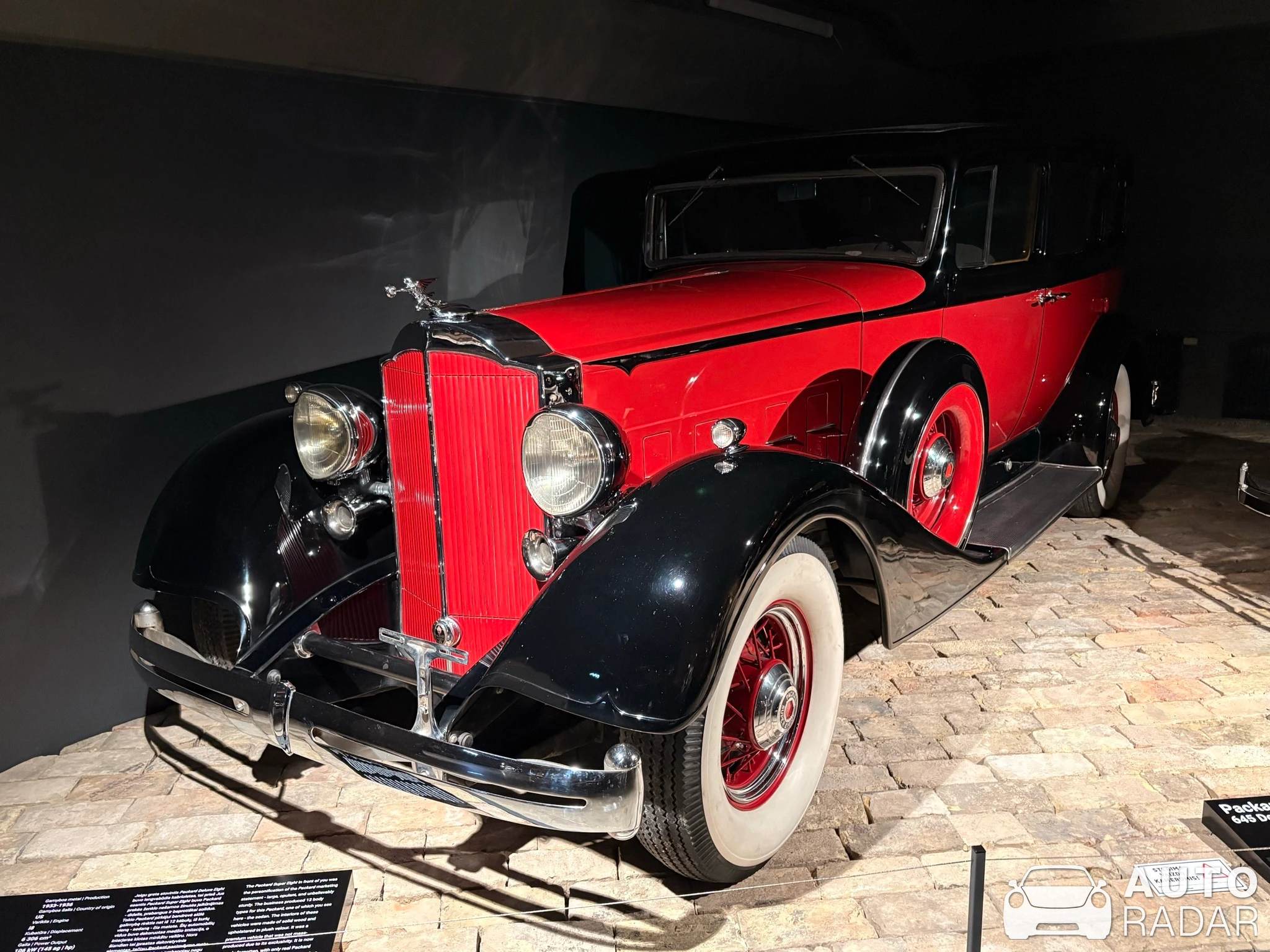 Packard Super Eight spotted in Vilnius