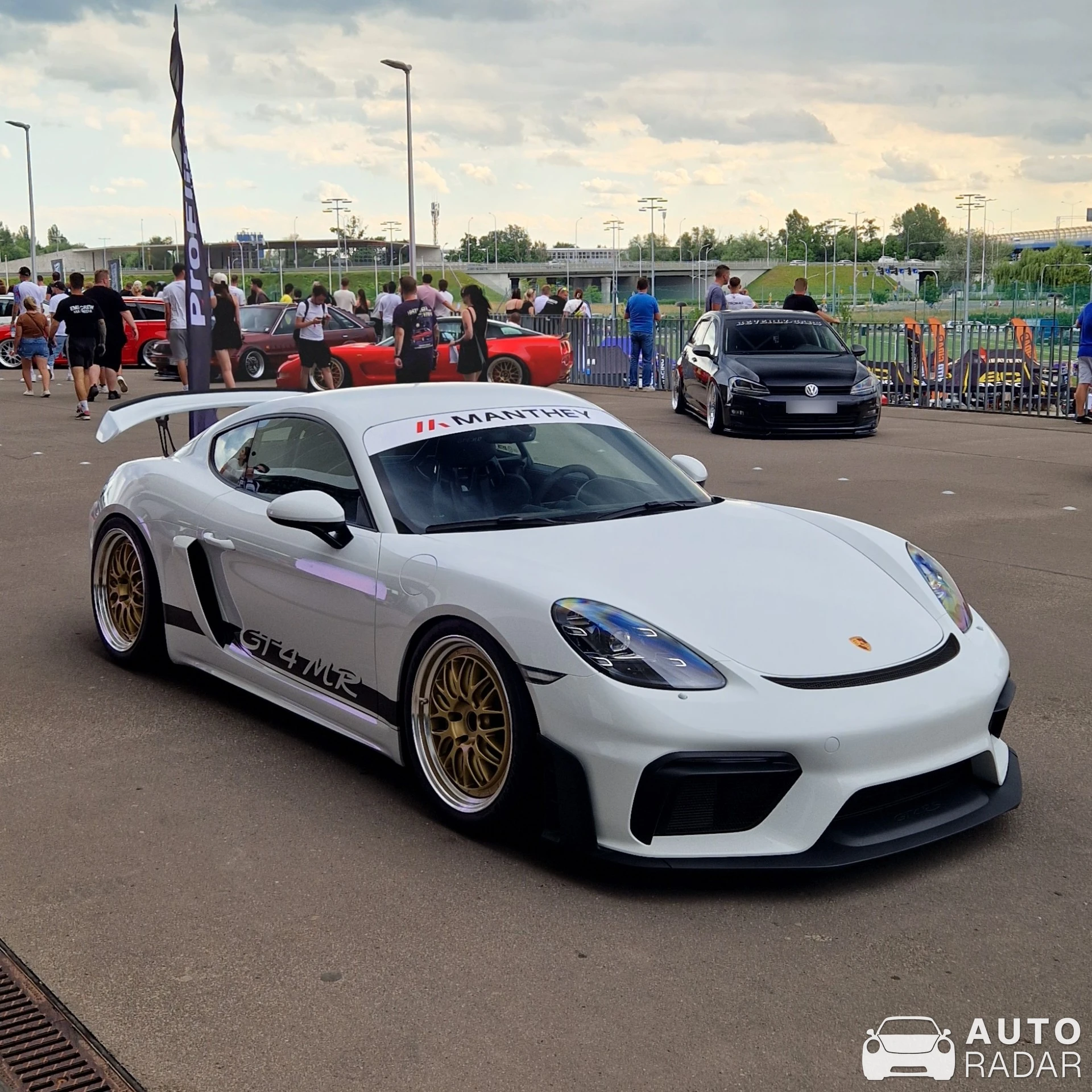Porsche 718 Cayman GT4 MR spotted in Wrocław