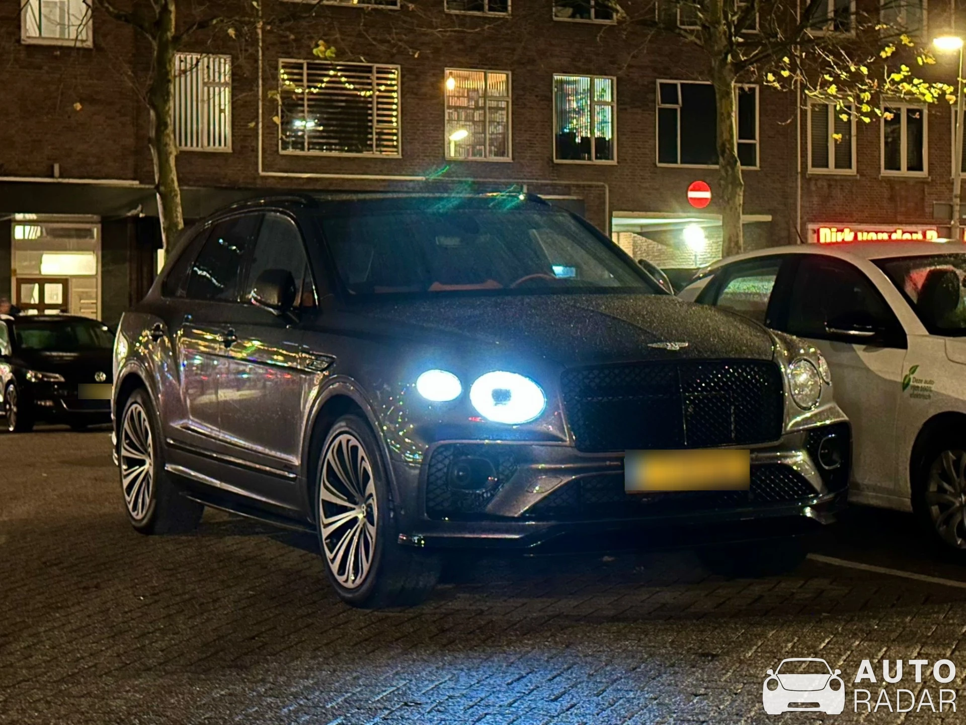 Bentley Bentayga Hybrid Azure spotted in Rotterdam