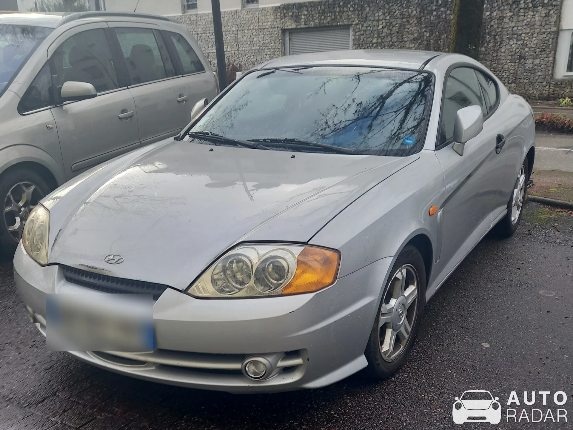 Hyundai Coupé 2000 spotted in Annecy, France