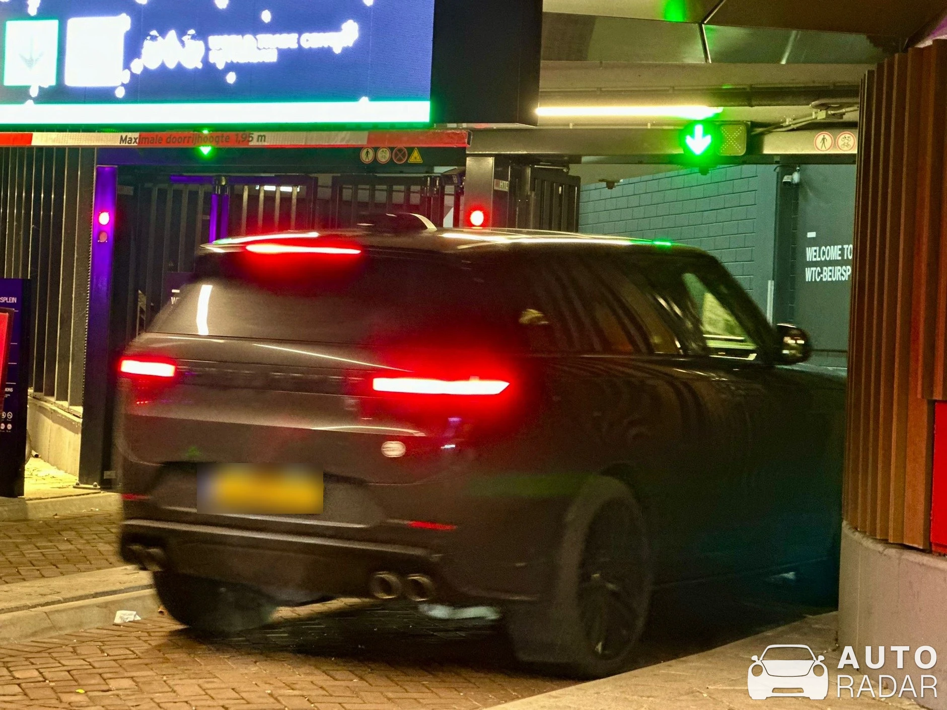 Range Rover Sport SV 2024 spotted in Rotterdam