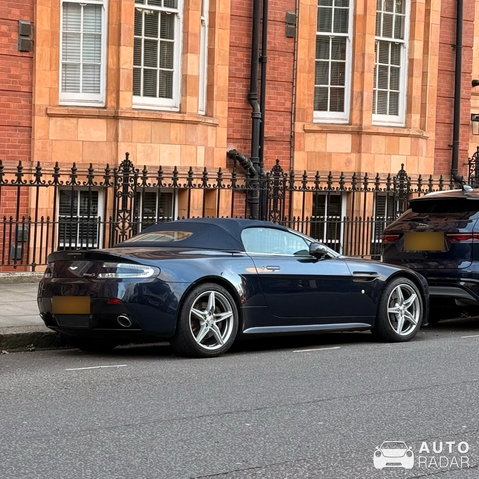 Aston Martin V8 Vantage S Roadster spotted