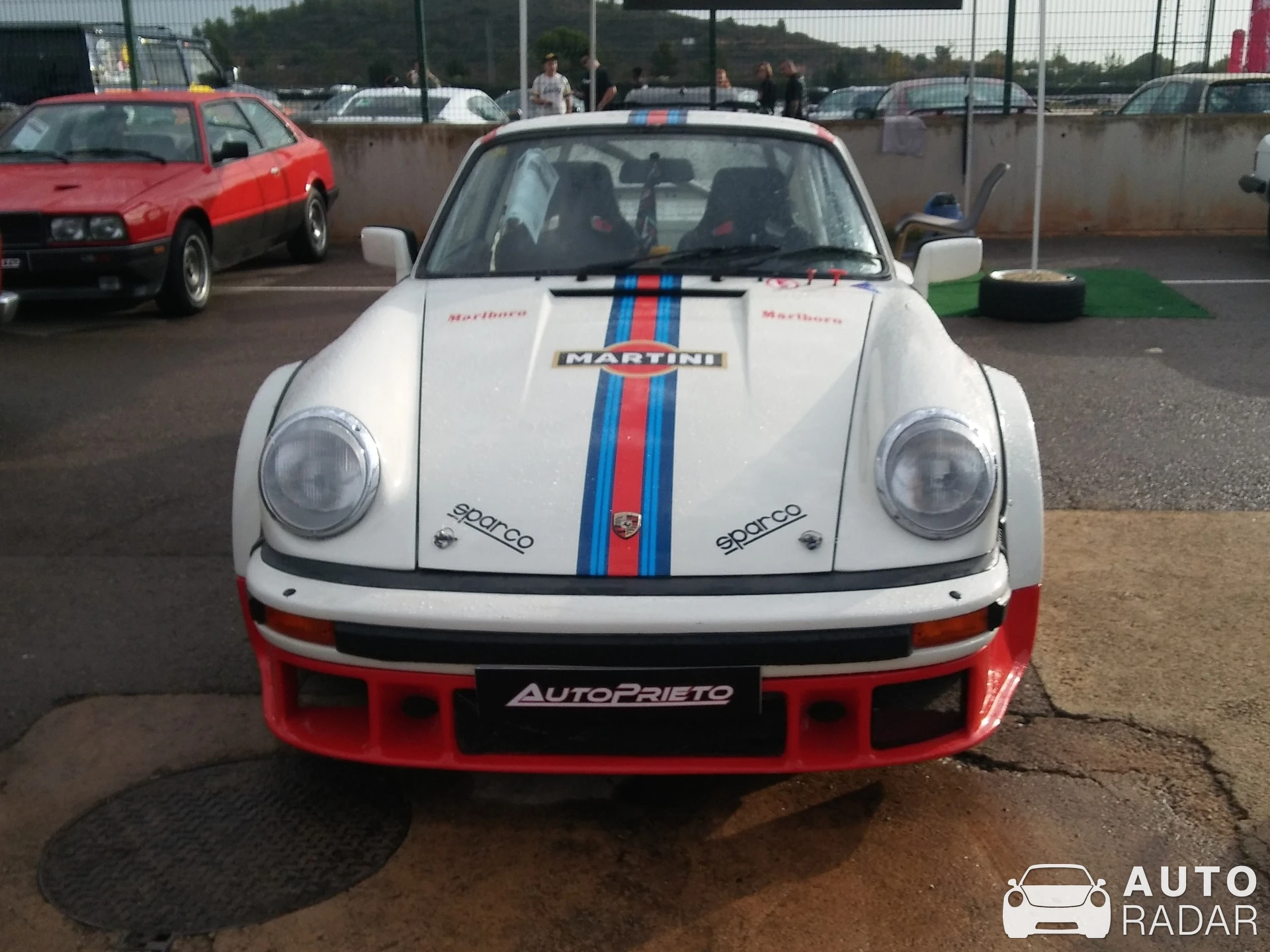 Porsche 911 Turbo 3.3 spotted in Cheste, Spain