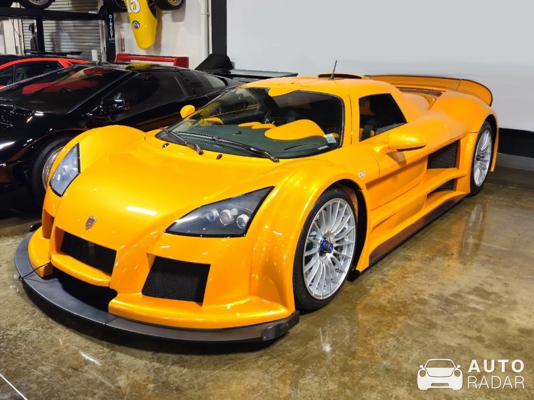 Gumpert Apollo spotted in Tustin