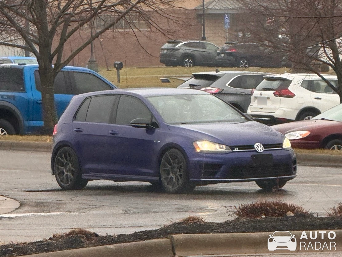 Volkswagen Golf R MkVII spotted in Sunbury, United States