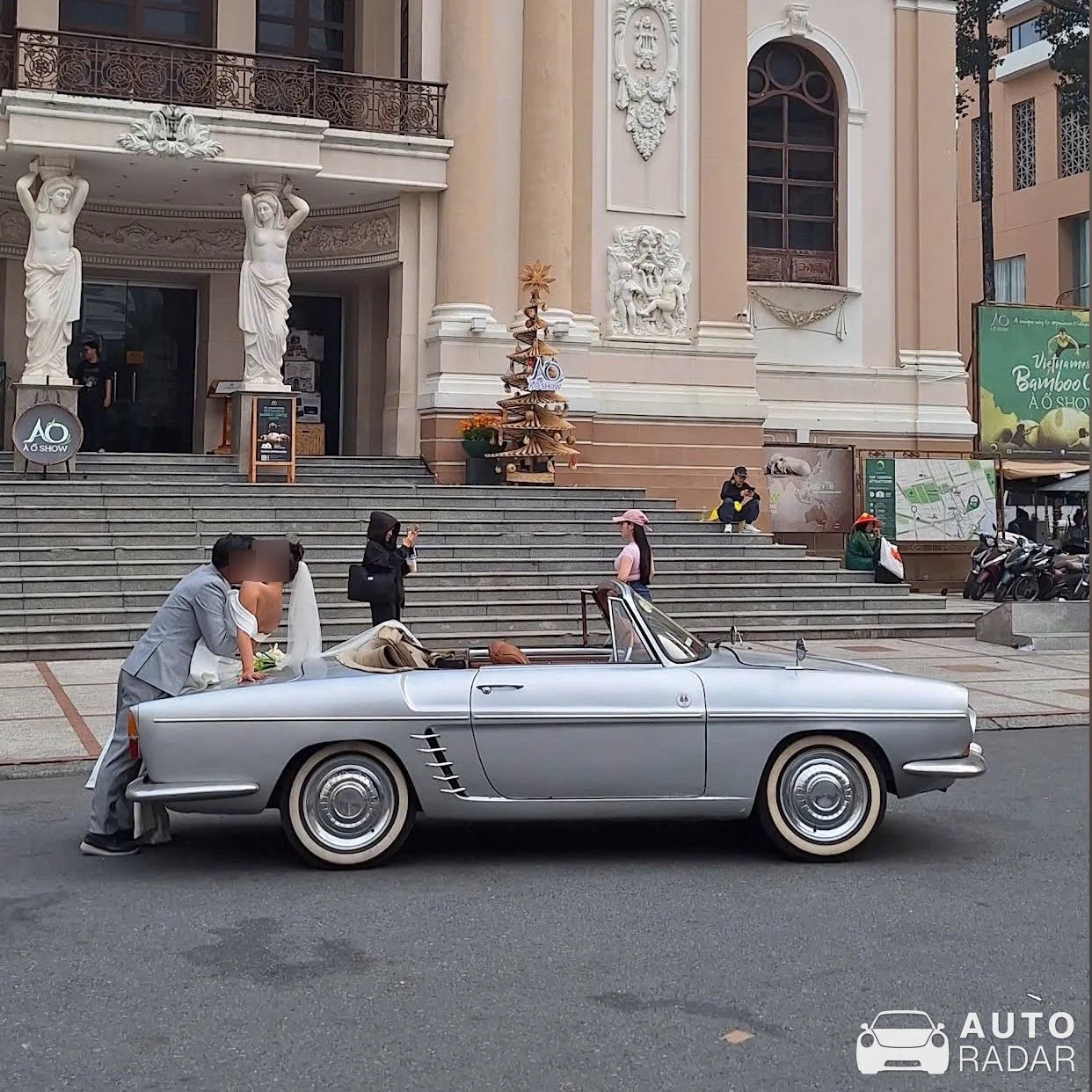 Renault Floride spotted in Ho Chi Minh City