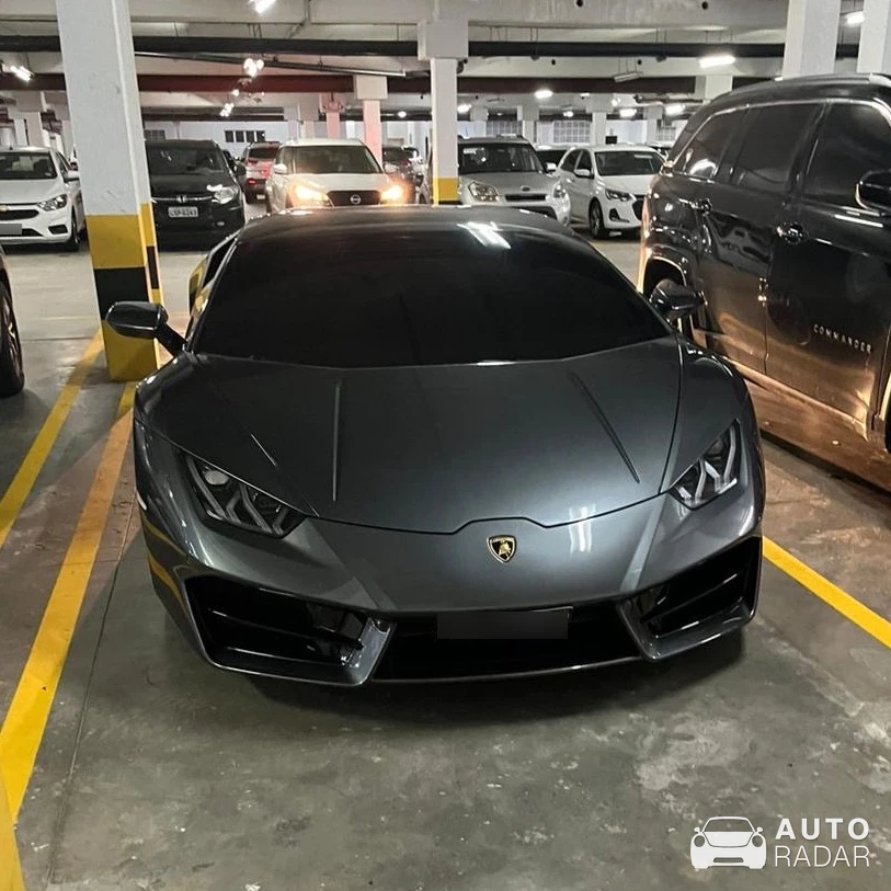 Lamborghini Huracán LP610-4 spotted in Barra da Tijuca, Brazil