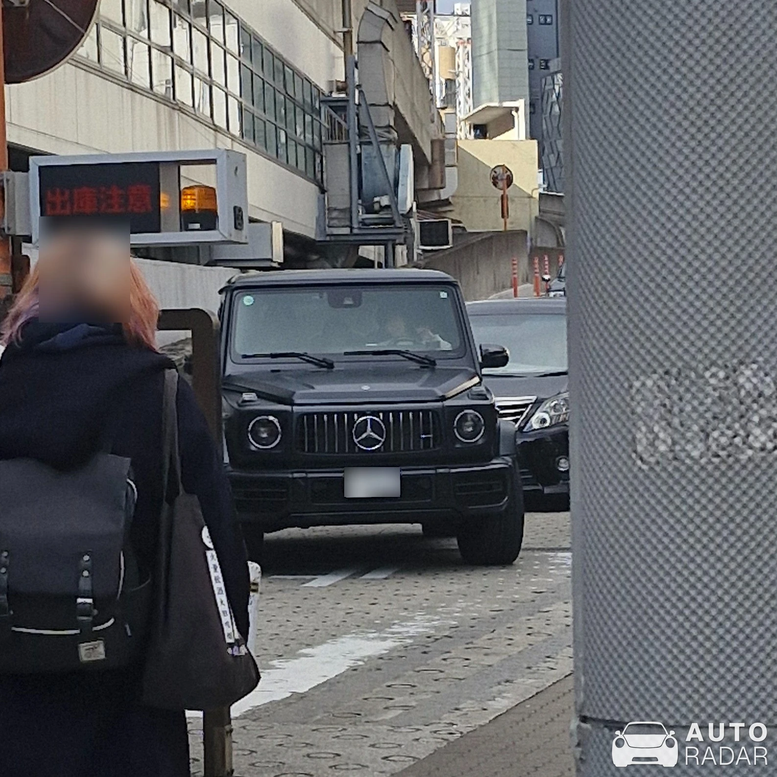 Mercedes-Benz G 63 W463 spotted in Osaka, Japan