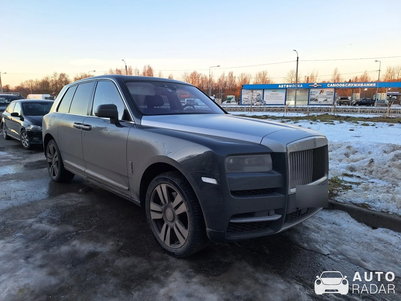 Rolls-Royce Cullinan spotted in Гатчина, Россия