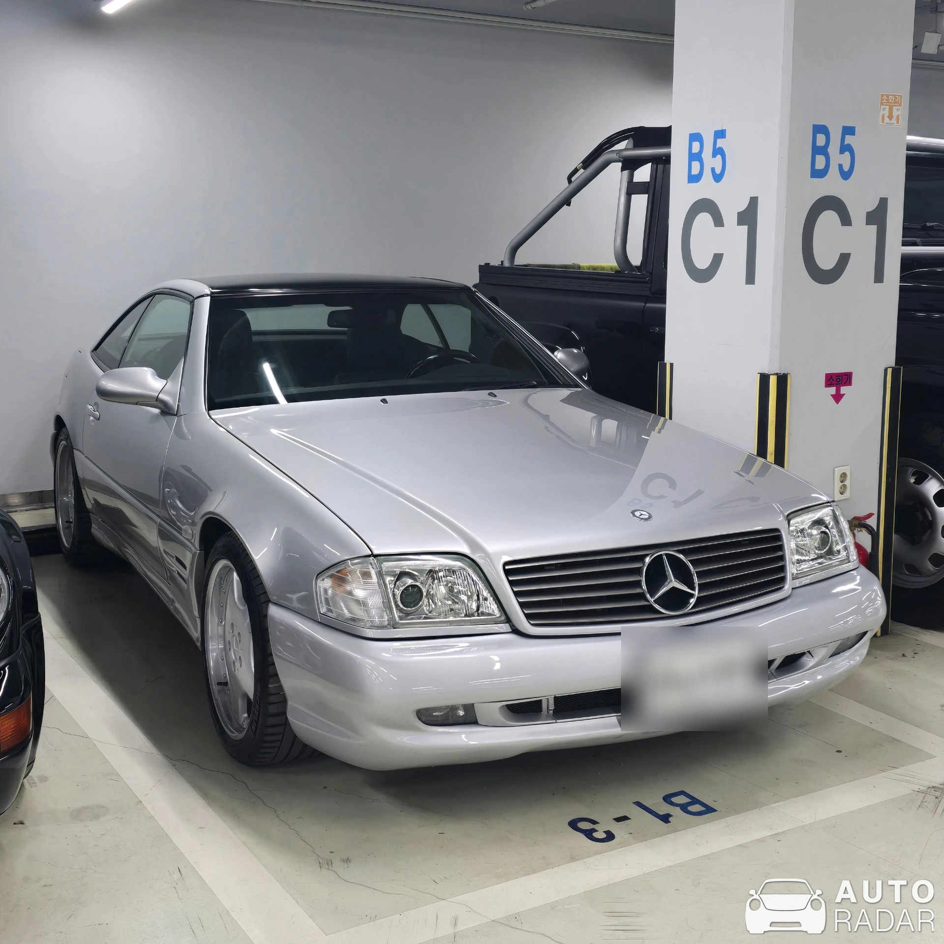 Mercedes-Benz SL 70 AMG R129 spotted in Seocho District, South Korea