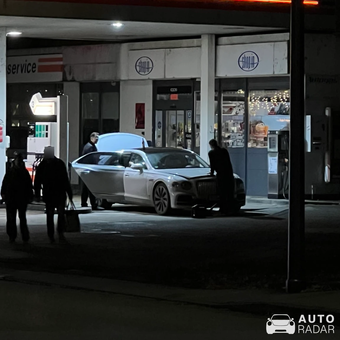 Bentley Flying Spur V8 S spotted in Lindau