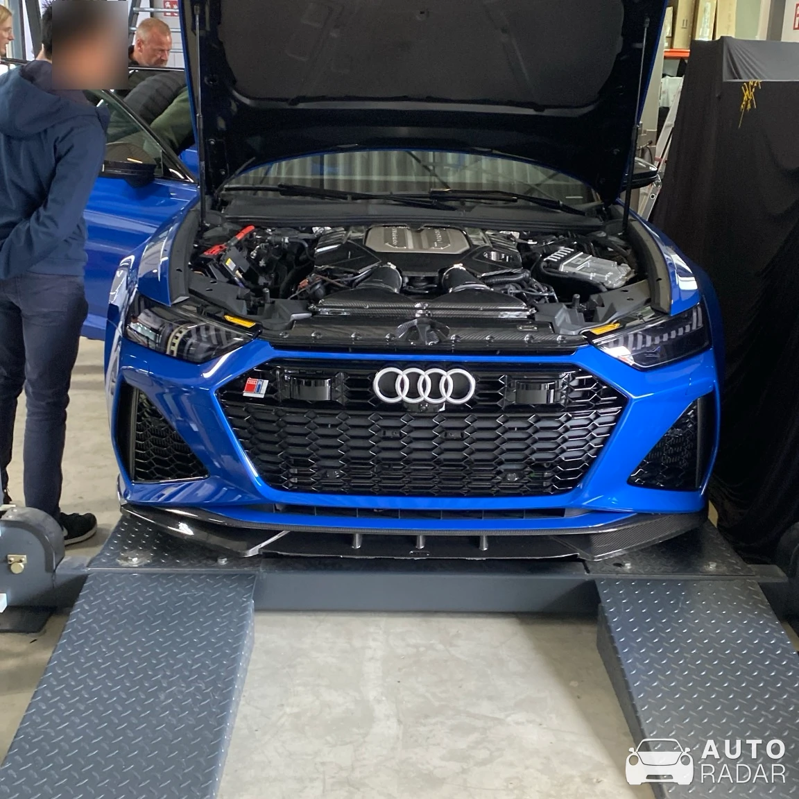 Audi RS6 Avant C8 Hommage RS2 spotted in Ridderkerk