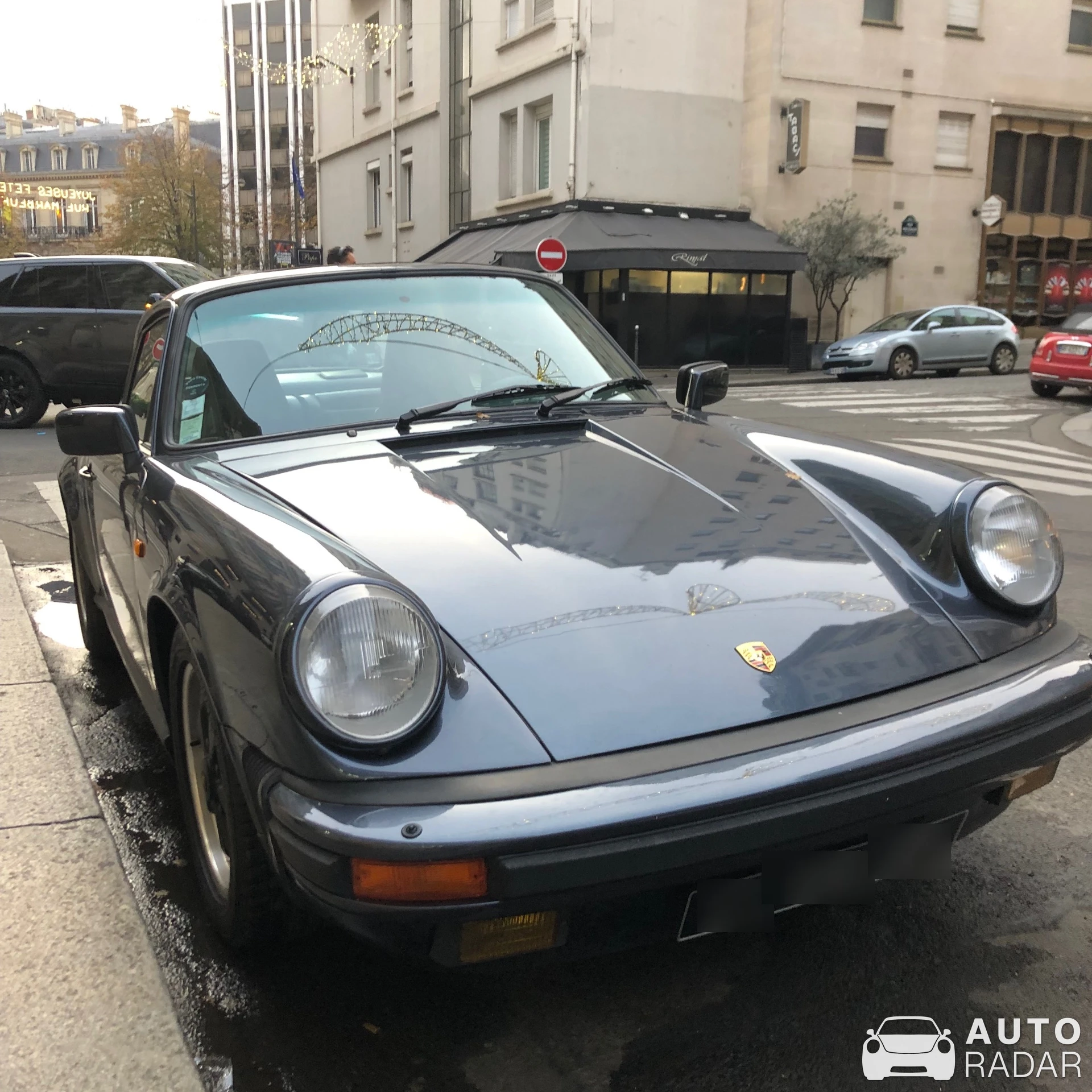 Porsche 911 Carrera 3.0 spotted in Paris, France