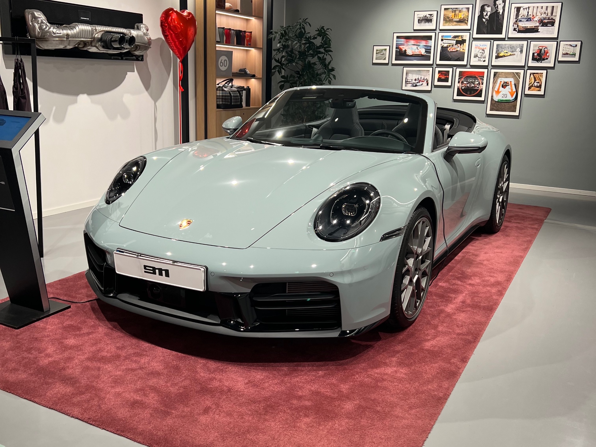 Porsche 992 Carrera Cabriolet MkII