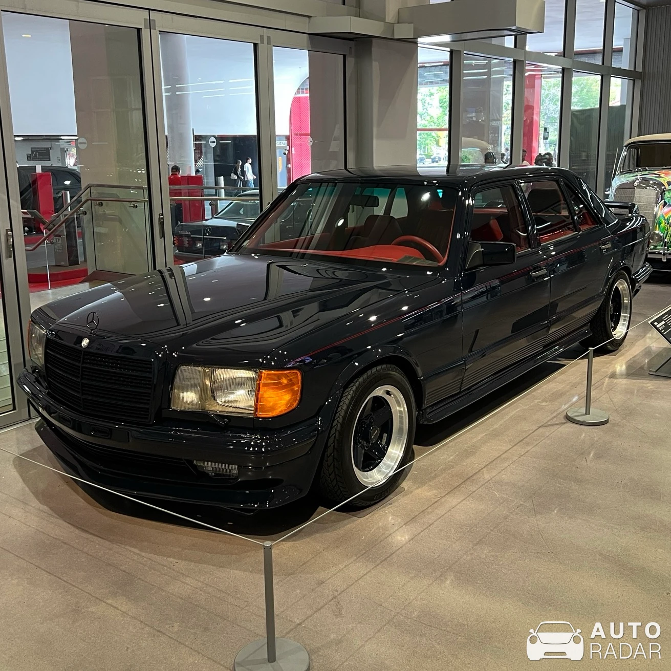 Mercedes-Benz 560 SEL AMG 6.0 spotted in Los Angeles