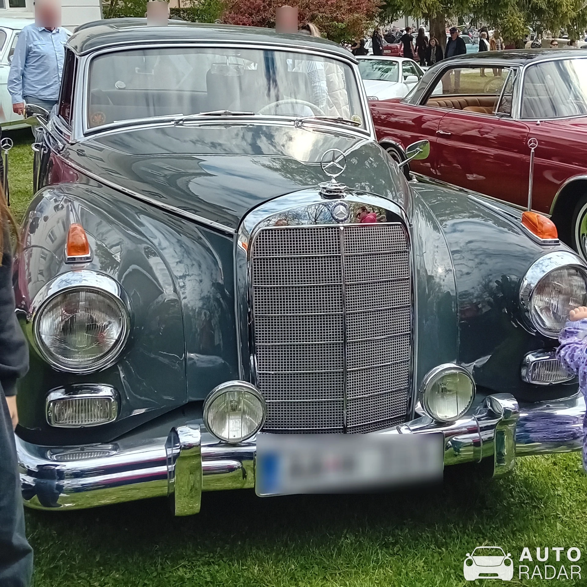 Mercedes-Benz 300 W186 spotted in Gbeľany