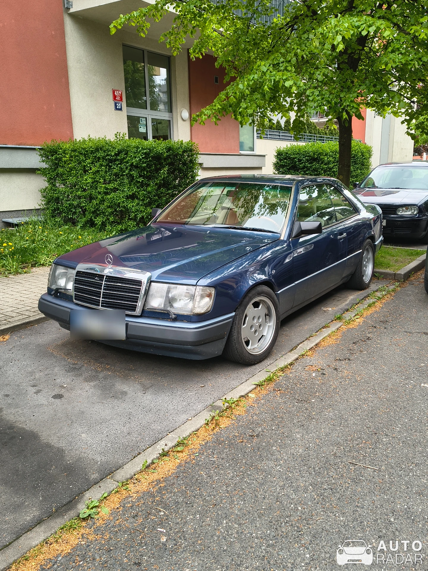 Mercedes-Benz E 36 AMG Coupé C124 spotted in Karlštejn