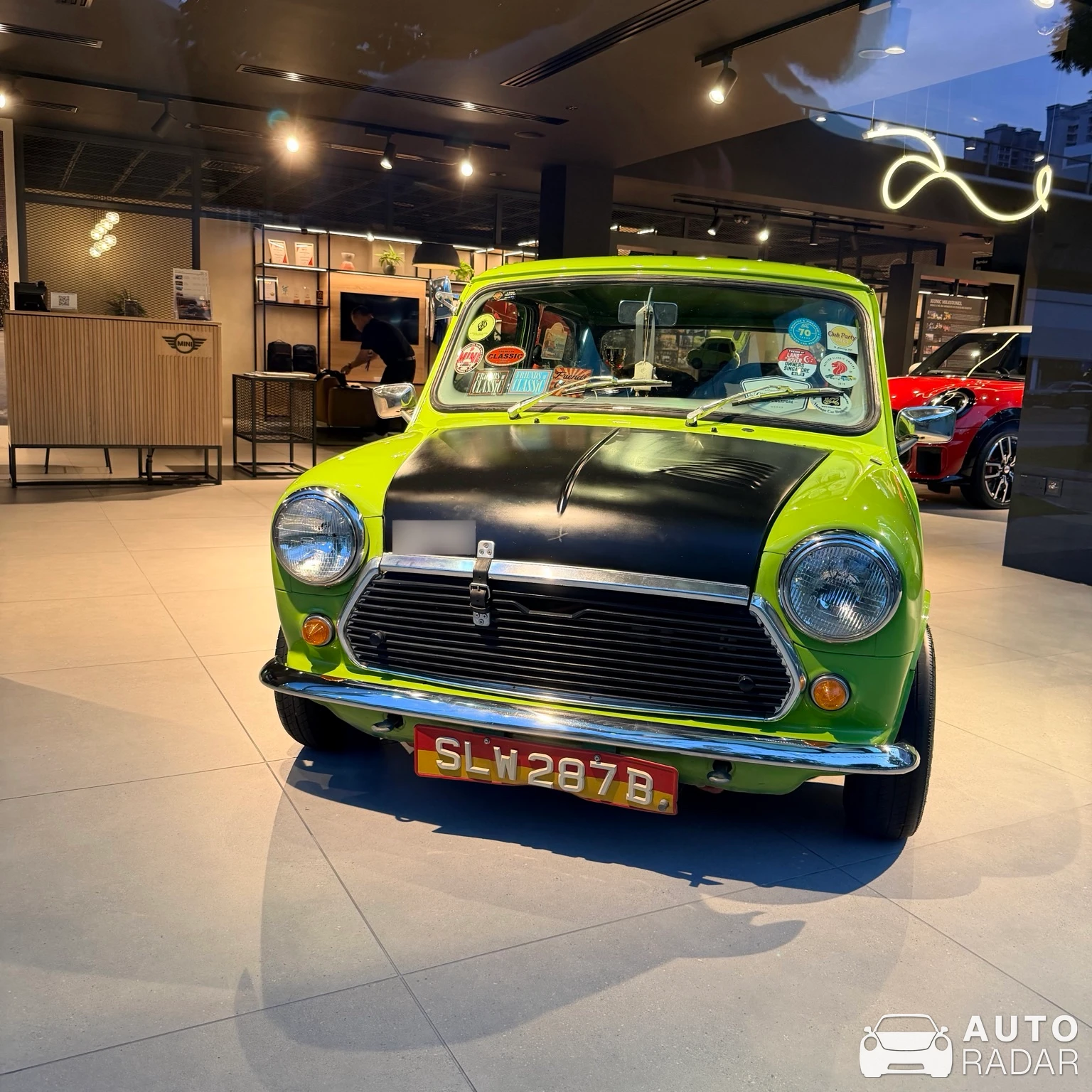 Mini 1000 spotted in Singapore