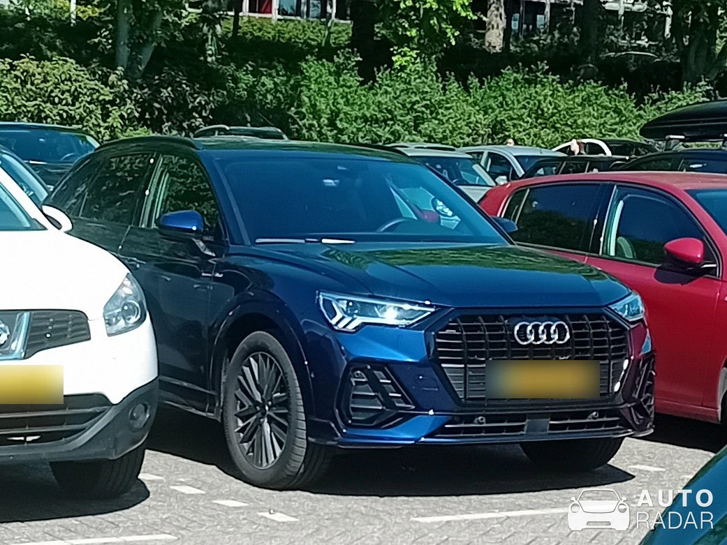 Audi Q3 spotted in Amsterdam