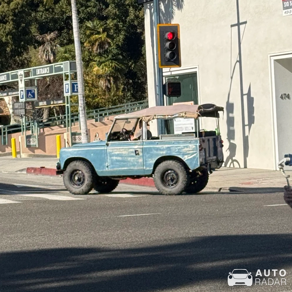 Land Rover Series 3 spotted in Beverly Hills