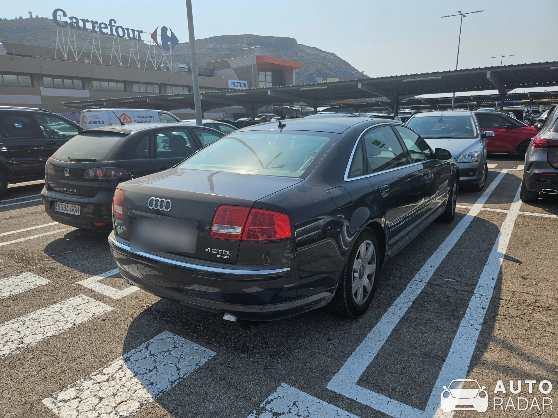 Audi A8L spotted in Cullera
