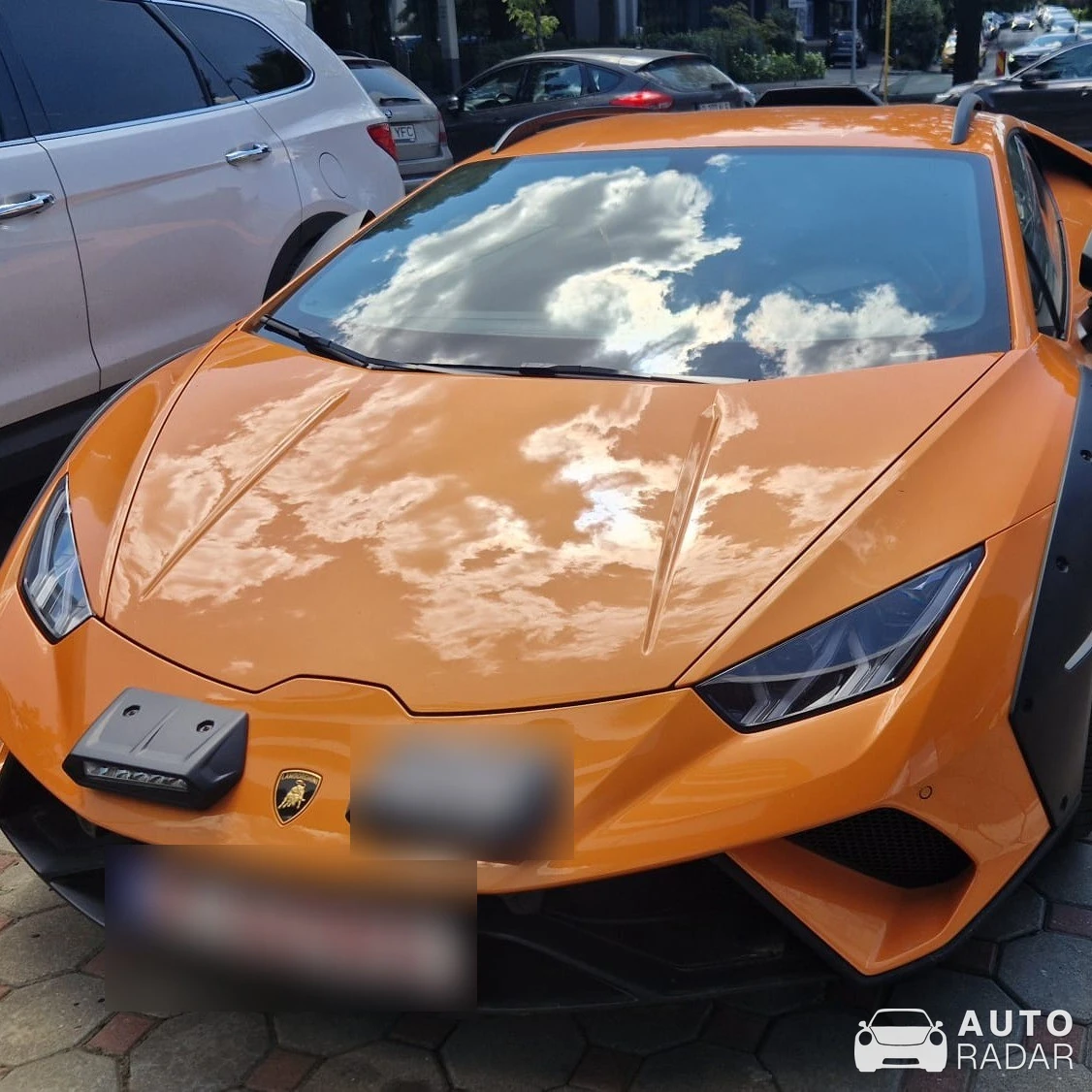 Lamborghini Huracán LP610-4 Sterrato spotted in București, Romania