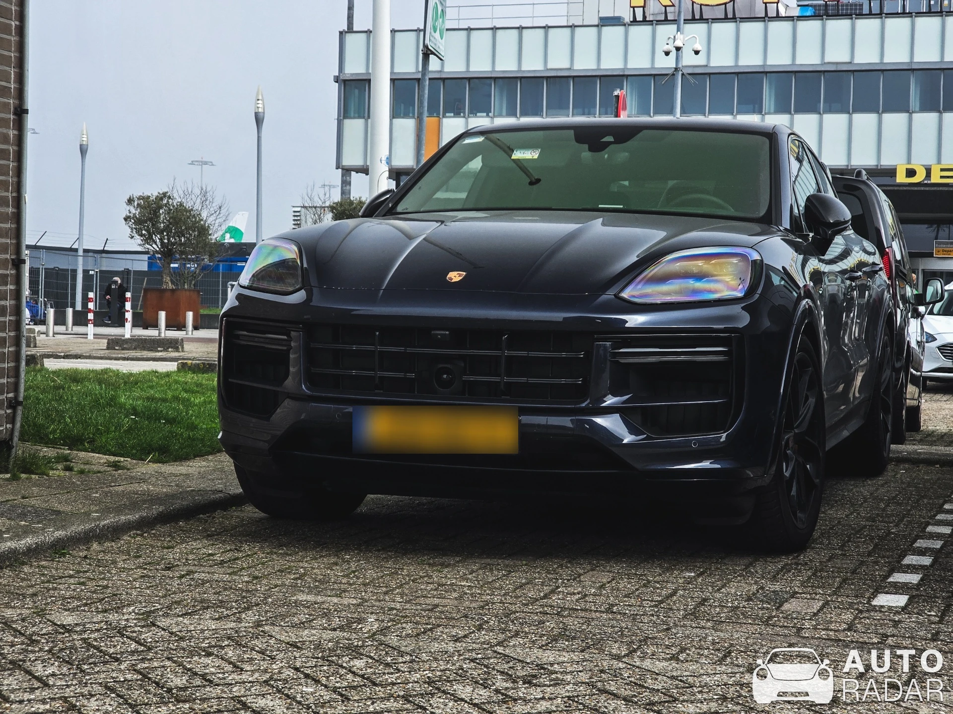 Porsche Cayenne Coupé Turbo E-Hybrid spotted in Rotterdam, Netherlands