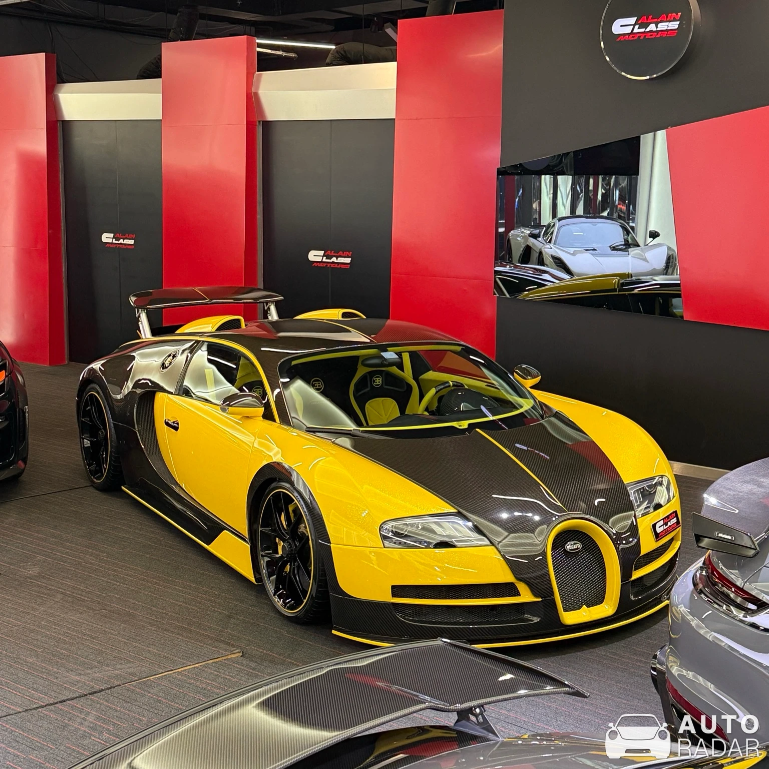 Bugatti Veyron 16.4 Grand Sport Vitesse spotted in مشيرف, United Arab Emirates