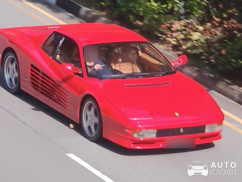Ferrari 512 TR spotted in Singapore, Singapore