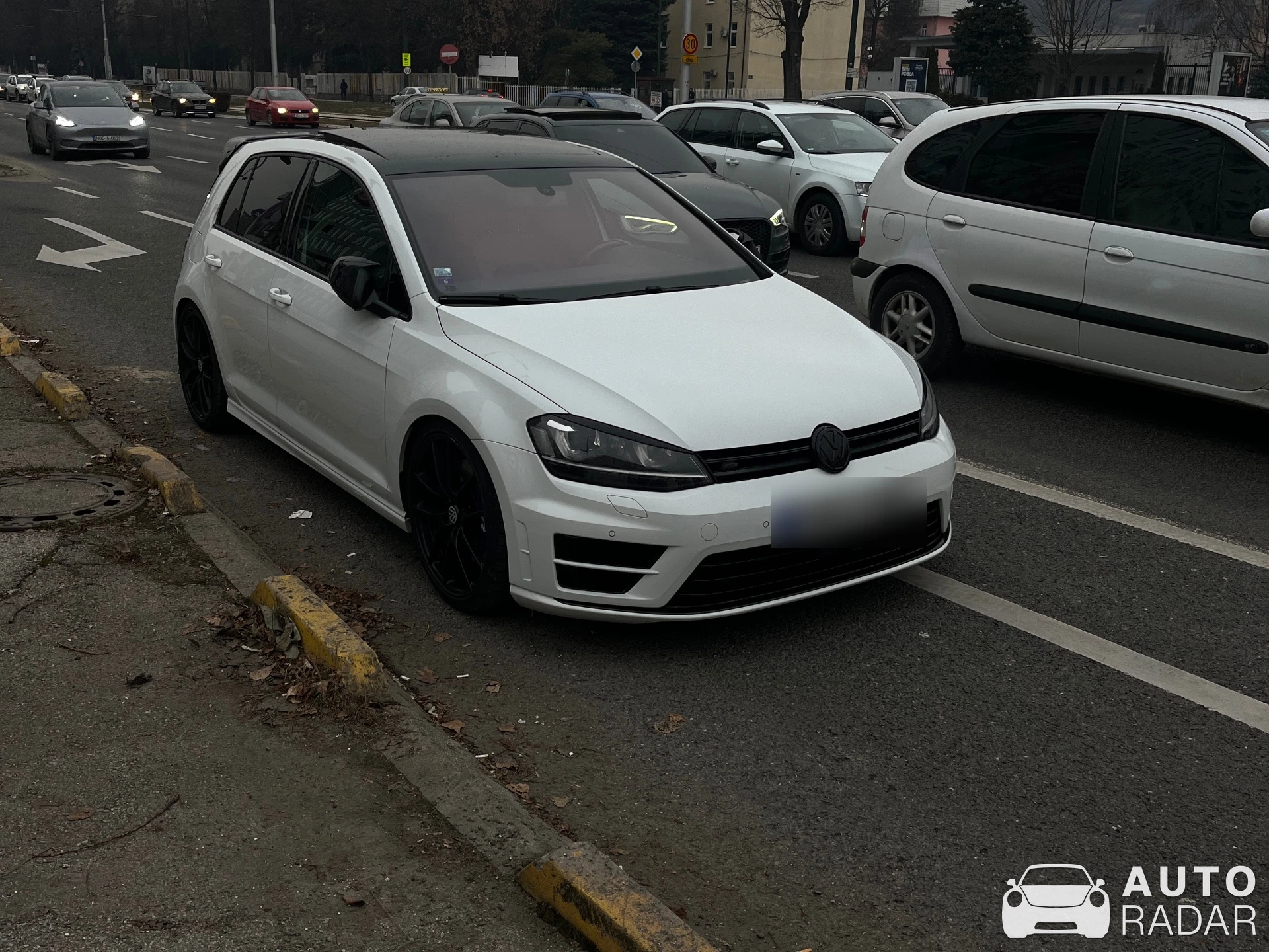 Volkswagen Golf R MkVII spotted in Sarajevo, Bosnia and Herzegovina