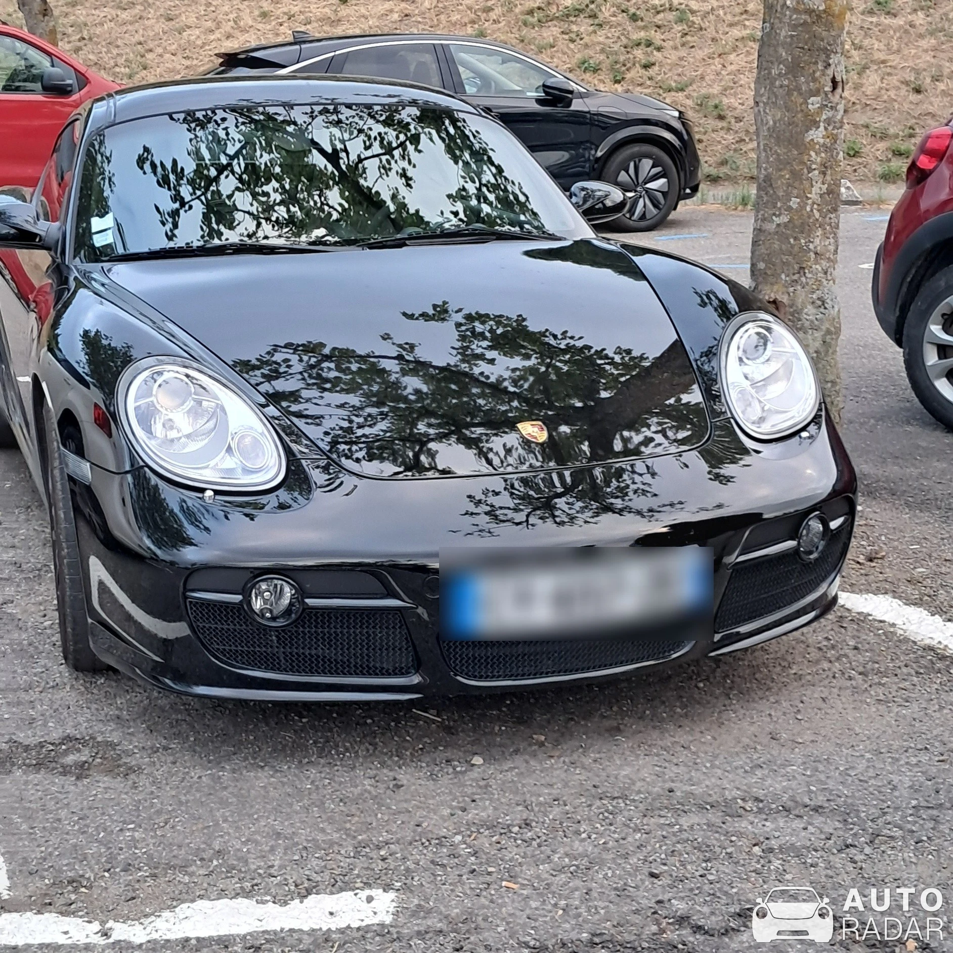 Porsche 981 Cayman S spotted in Carcassonne