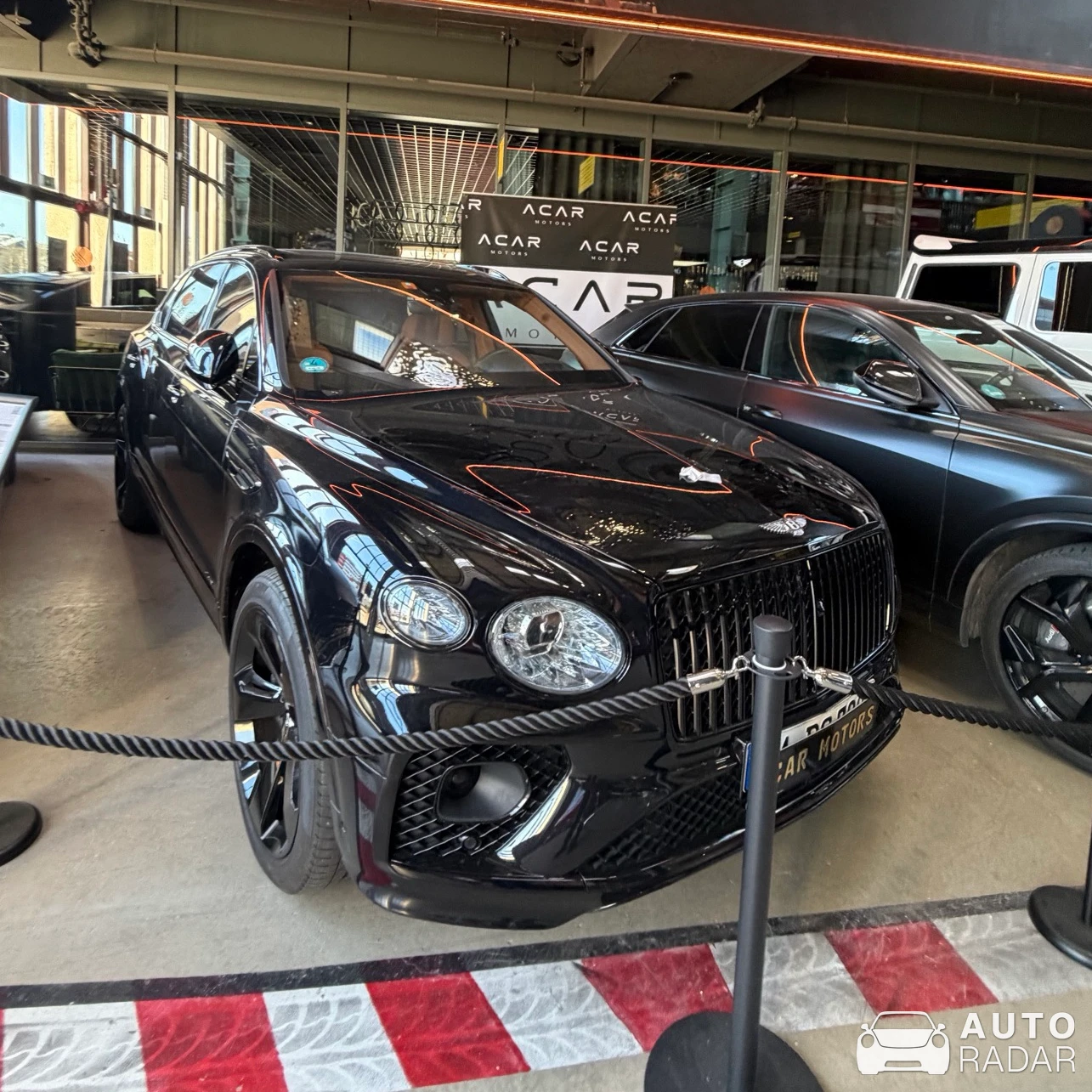 Bentley Bentayga V8 spotted in München, Germany