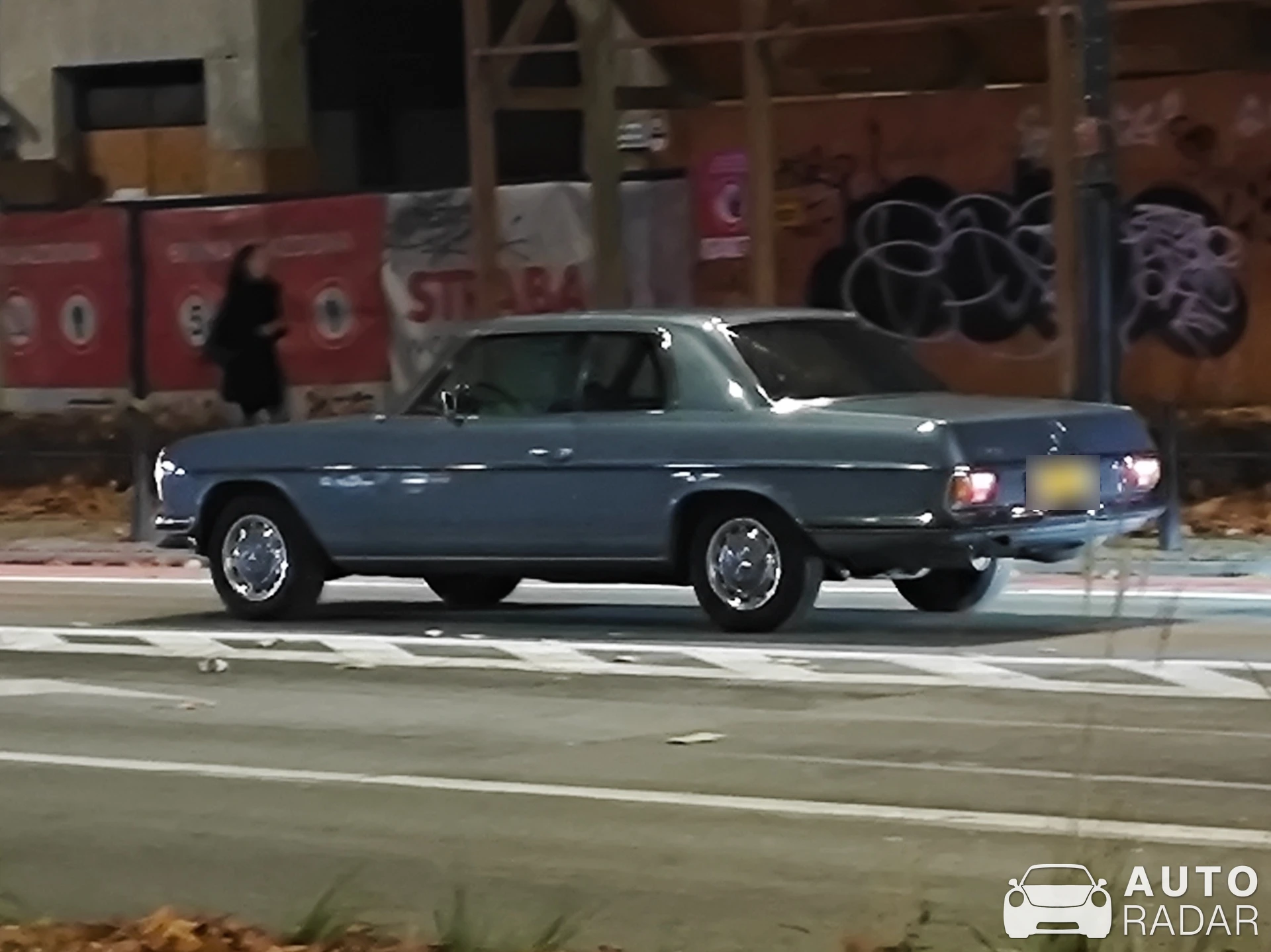 Mercedes-Benz 280C W114 spotted in Warszawa