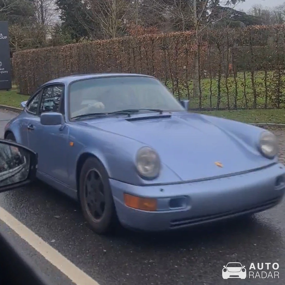 Porsche 964 Carrera spotted in Alderley Edge, United Kingdom