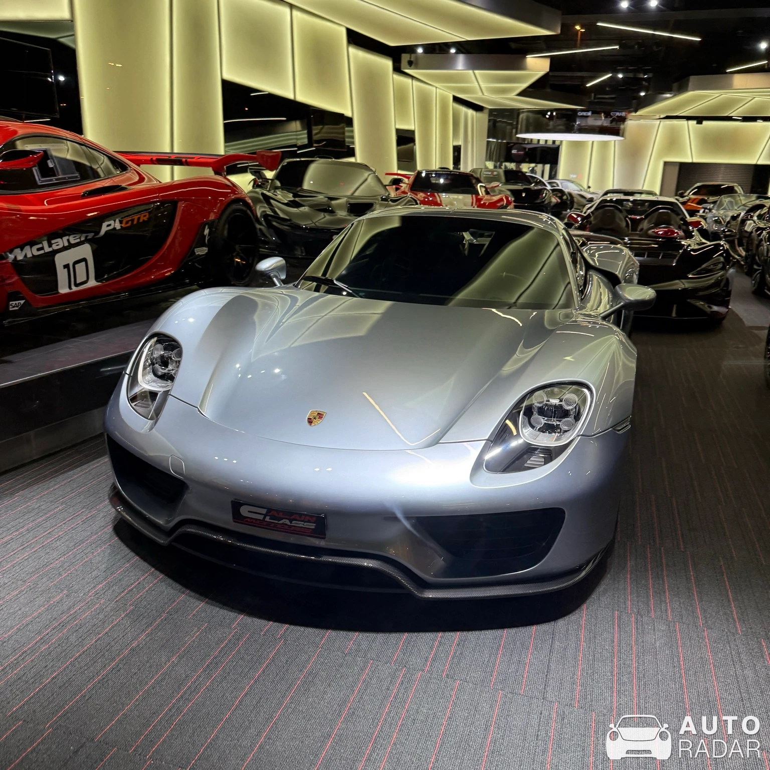 Porsche 918 Spyder spotted in Dubai, United Arab Emirates