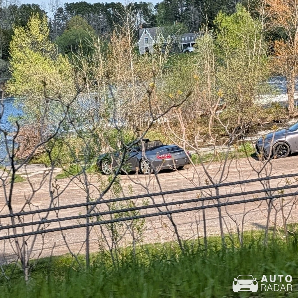 Porsche 997 Carrera 4S Cabriolet spotted in Pakenham