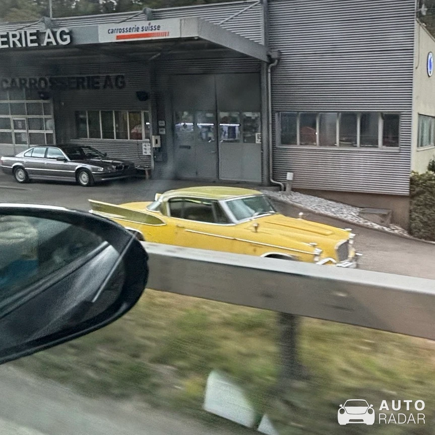 Studebaker Golden Hawk spotted in Duggingen