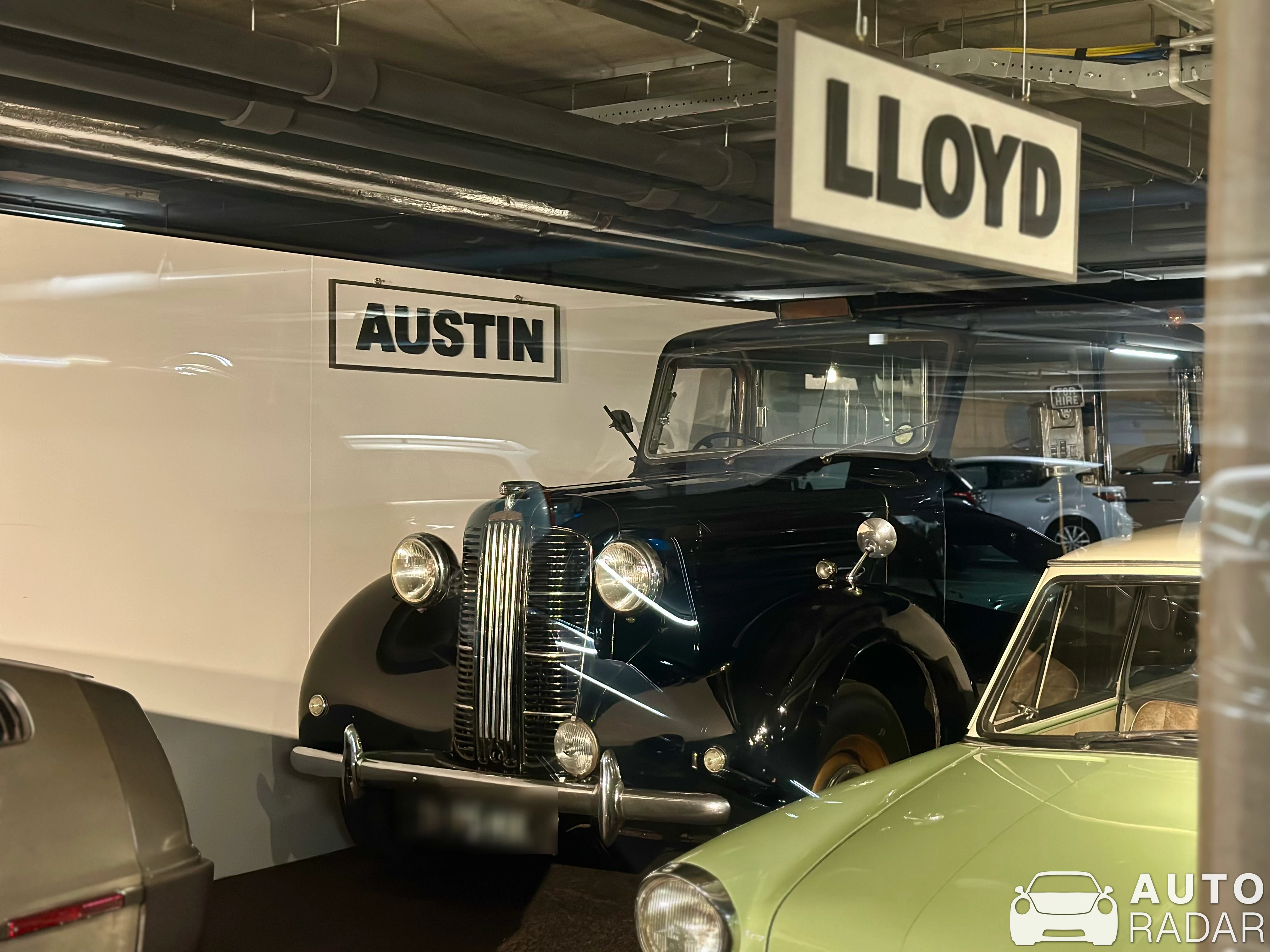 Austin FX4 spotted in The Hague