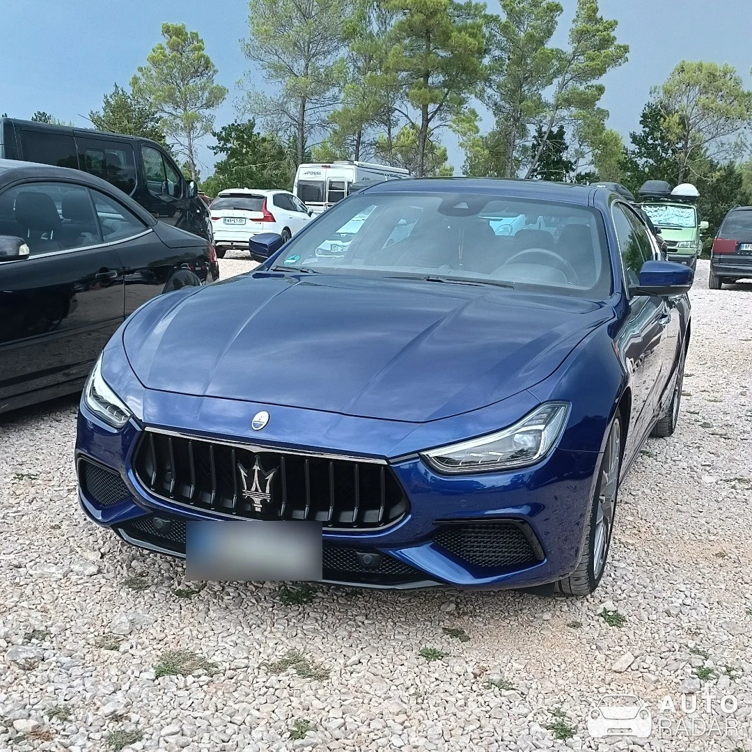 Maserati Ghibli spotted in Studenci, Bosnia and Herzegovina