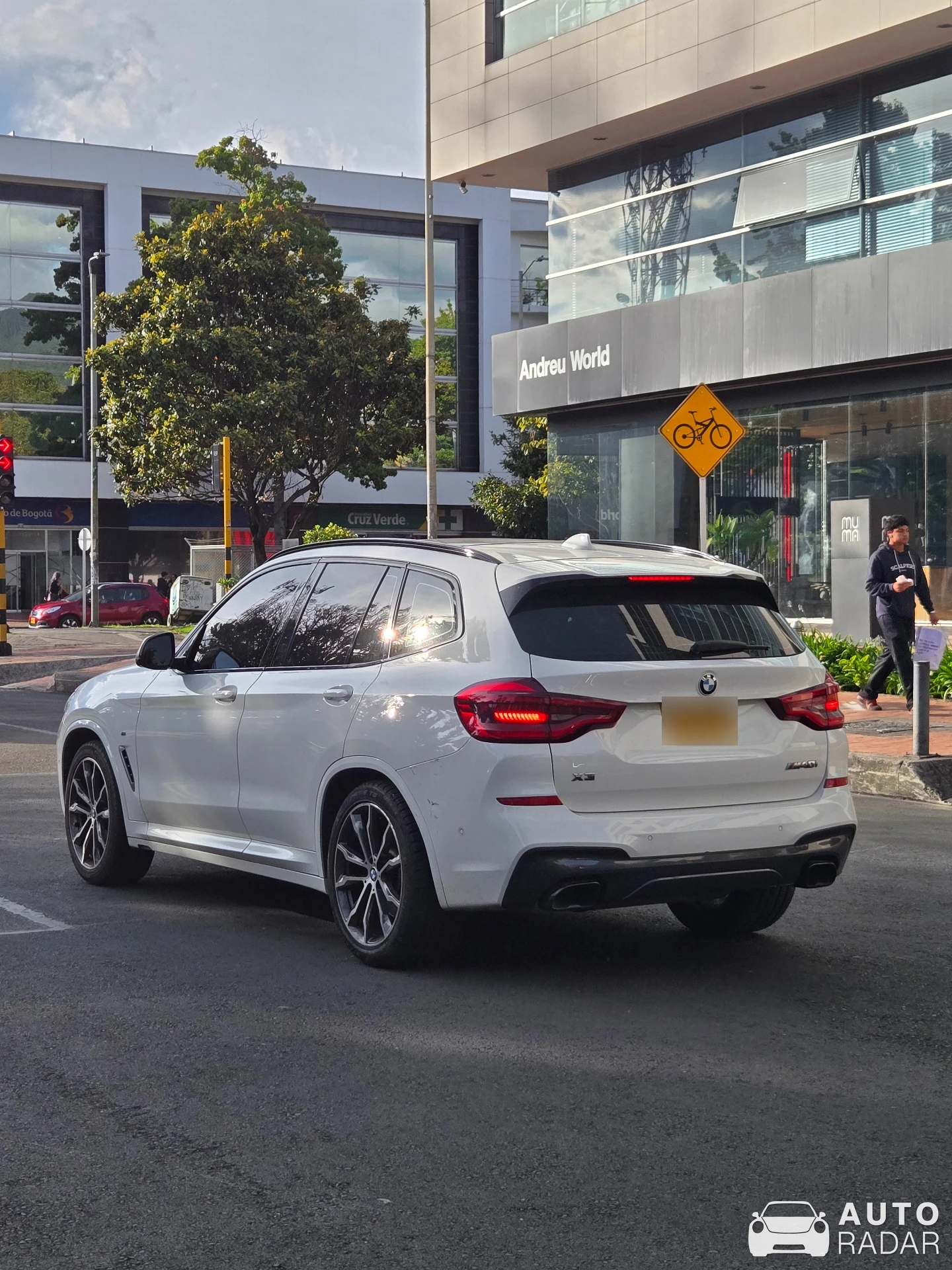 BMW X3 M40i G45 spotted in Bogotá