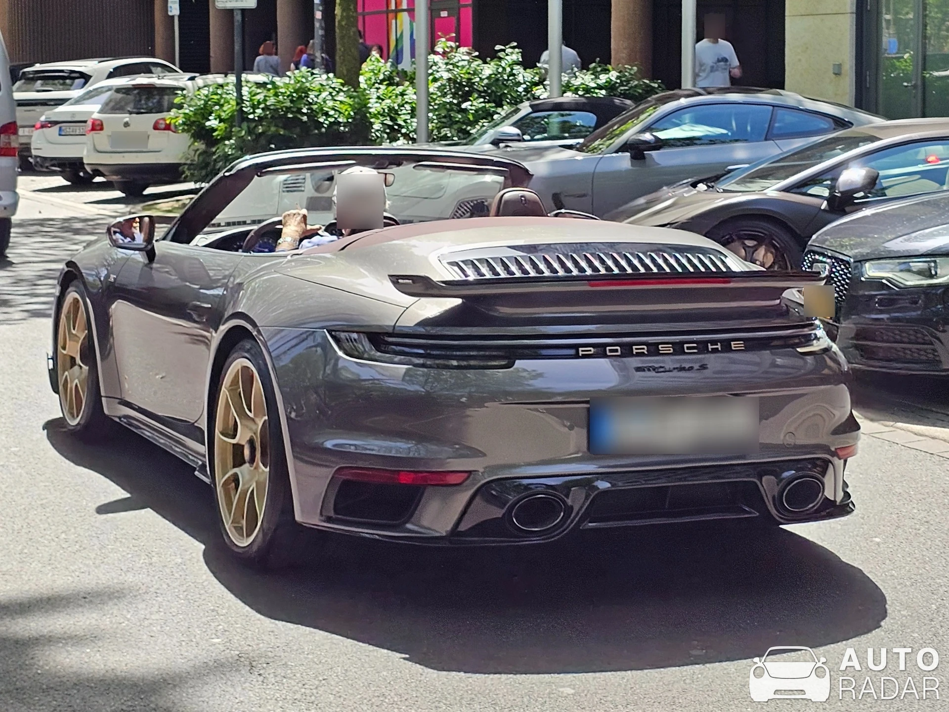 Porsche Brabus 900 Rocket R spotted in Düsseldorf