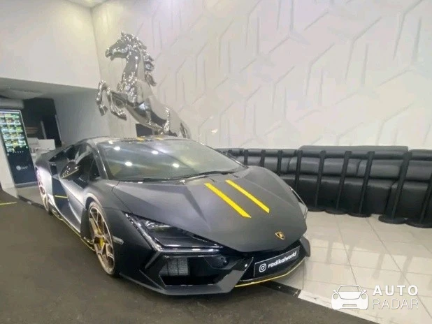 Lamborghini Revuelto spotted in Murcia, Spain