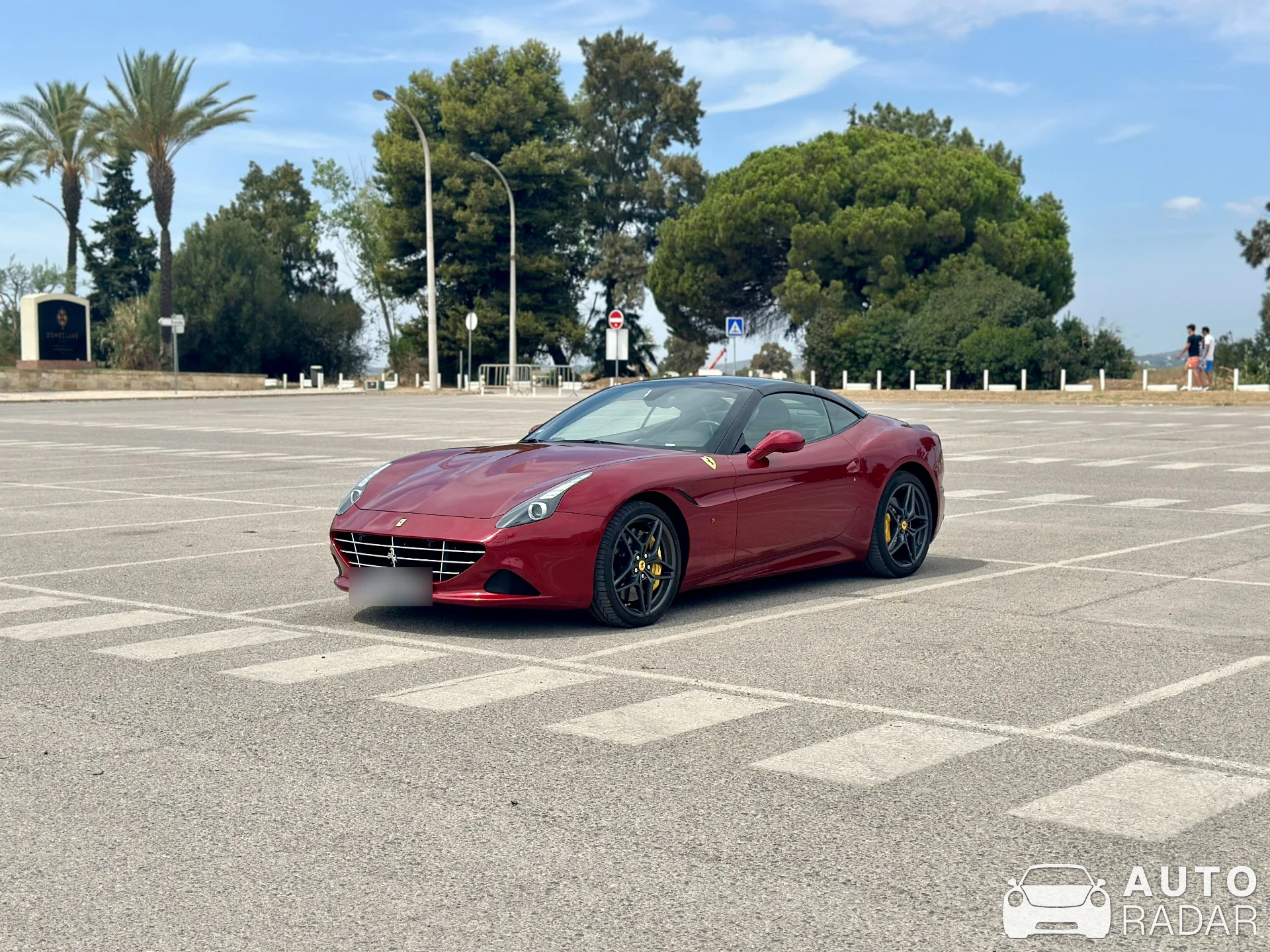 Ferrari California T spotted in Quarteira, Portugal