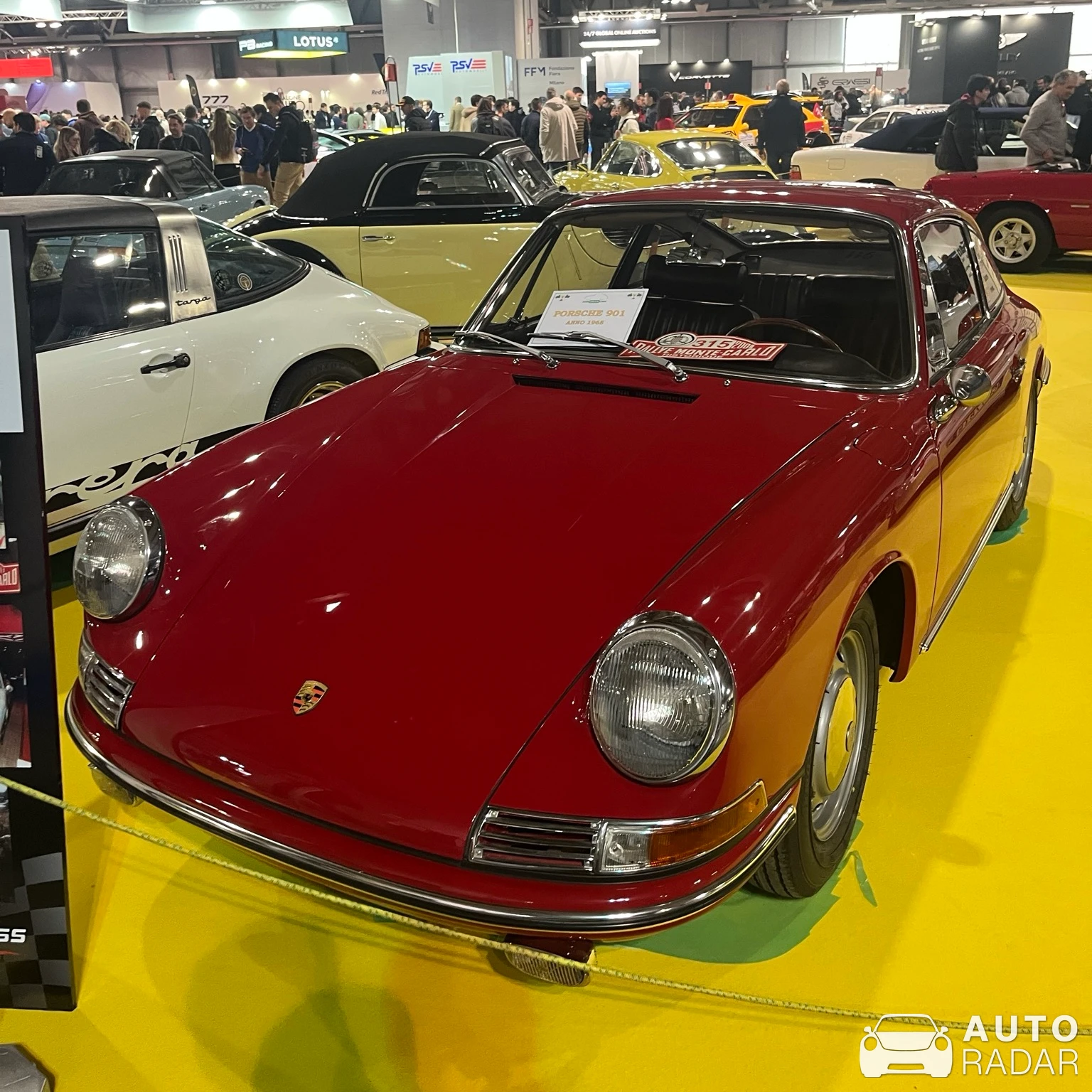 Porsche 901 spotted in Rho, Italia