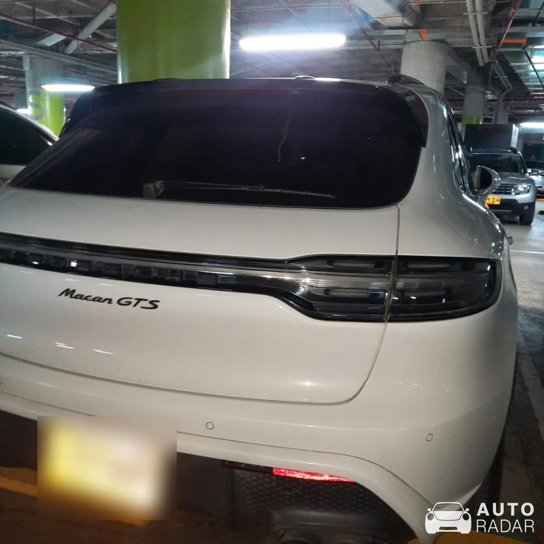 Porsche Macan GTS spotted in Rionegro, Colombia