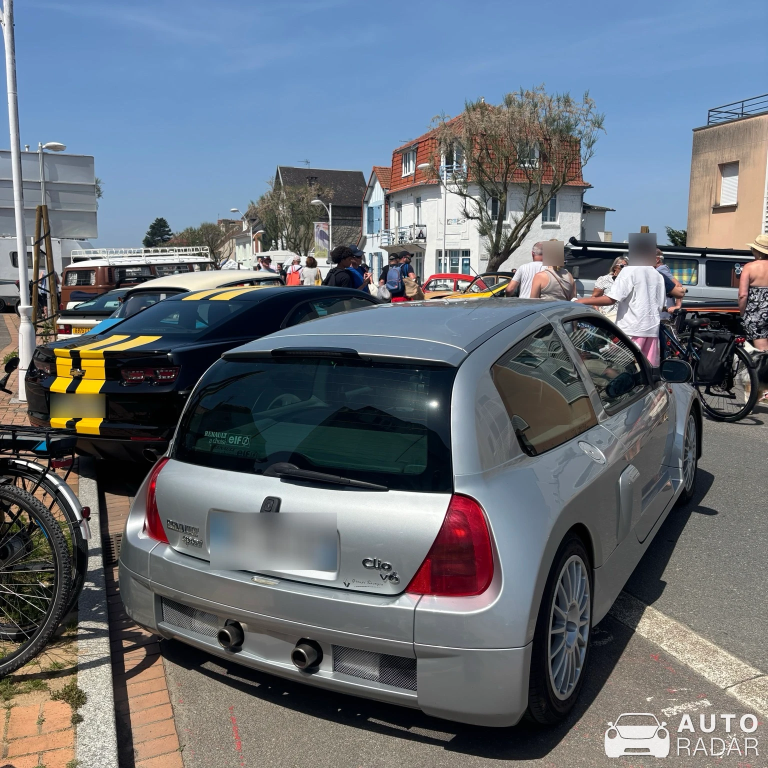 Renault Clio V6 spotted in Fort-Mahon-Plage
