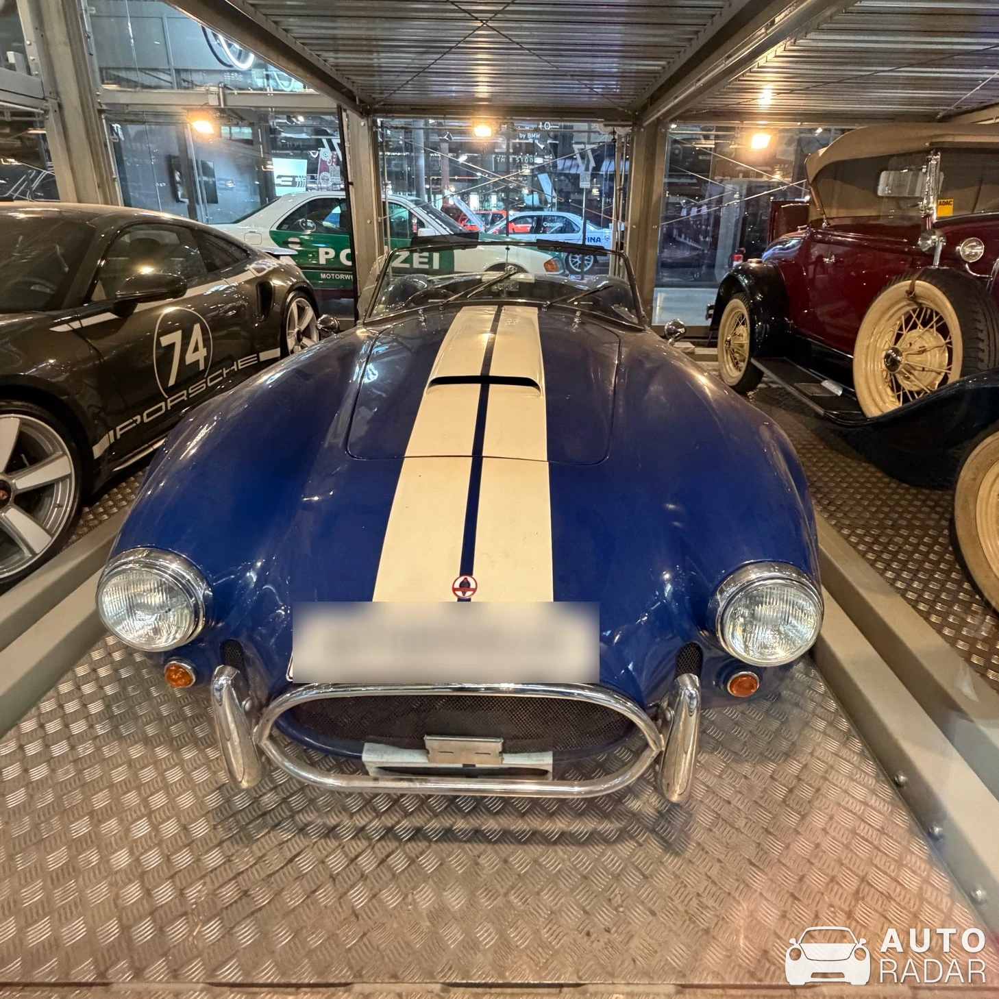 Shelby Cobra 427 spotted in München, Germany