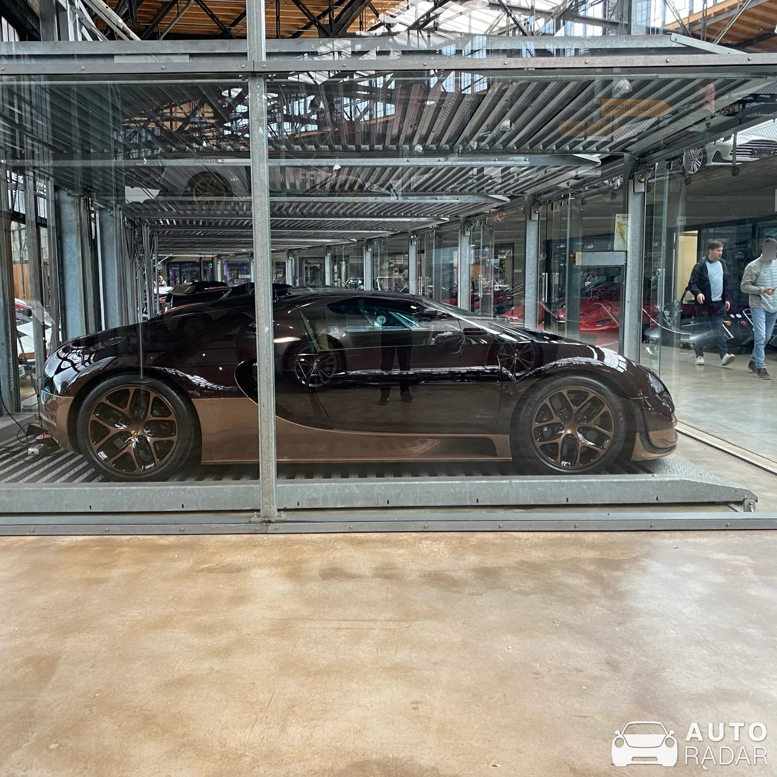 Bugatti Veyron 16.4 Grand Sport Vitesse Rembrandt Bugatti spotted in Düsseldorf